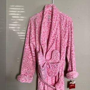 Pink Cheetah Print Bathrobe Set